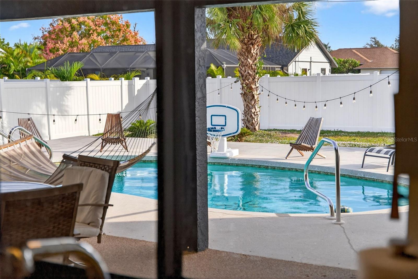 Image 62 of 99 For 9221 Steubenville Avenue