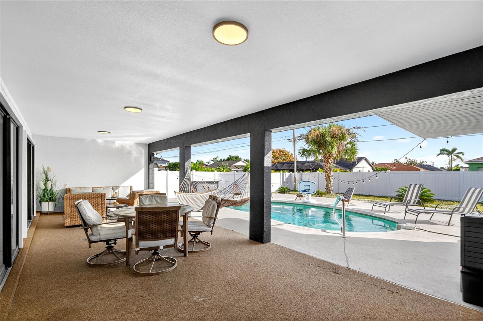 Image 70 of 99 For 9221 Steubenville Avenue