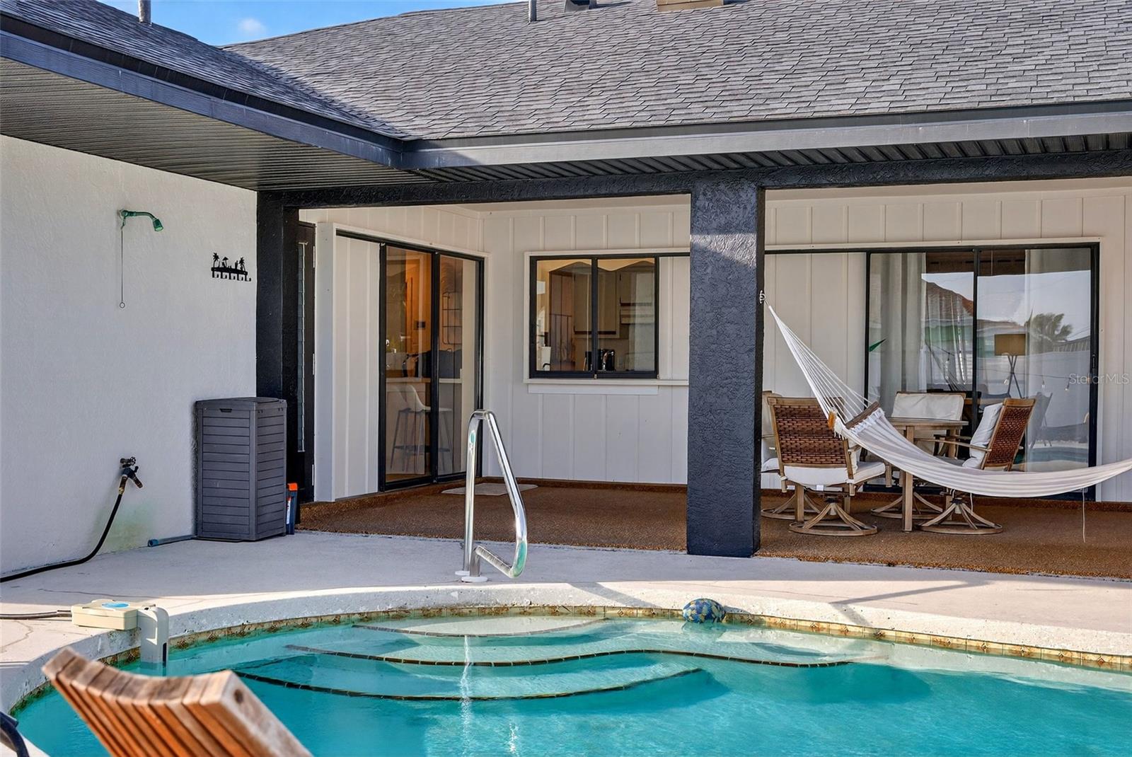 Image 79 of 99 For 9221 Steubenville Avenue