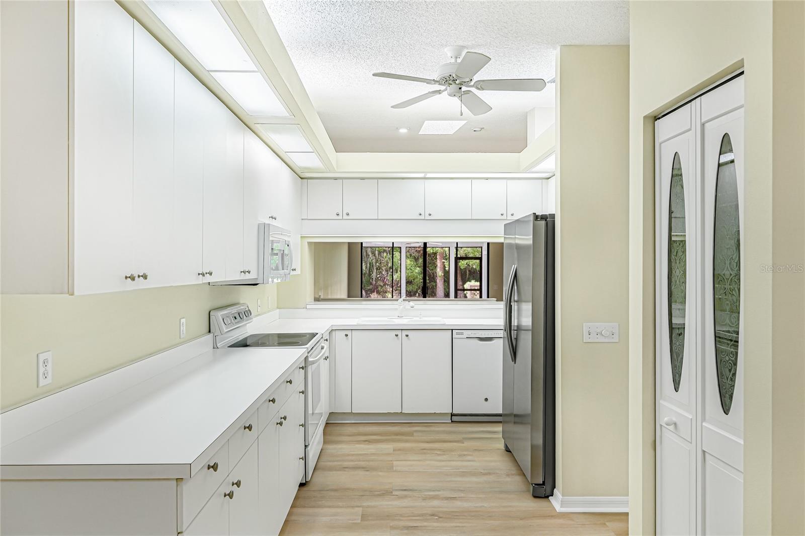 Image 12 of 44 For 7106 Saint Andrews Lane