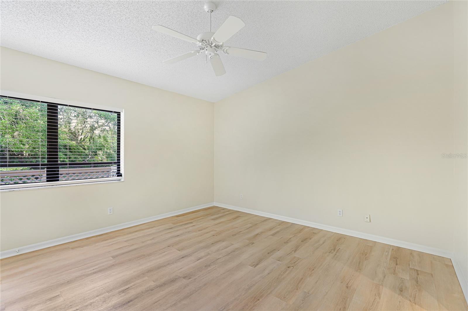 Image 16 of 44 For 7106 Saint Andrews Lane