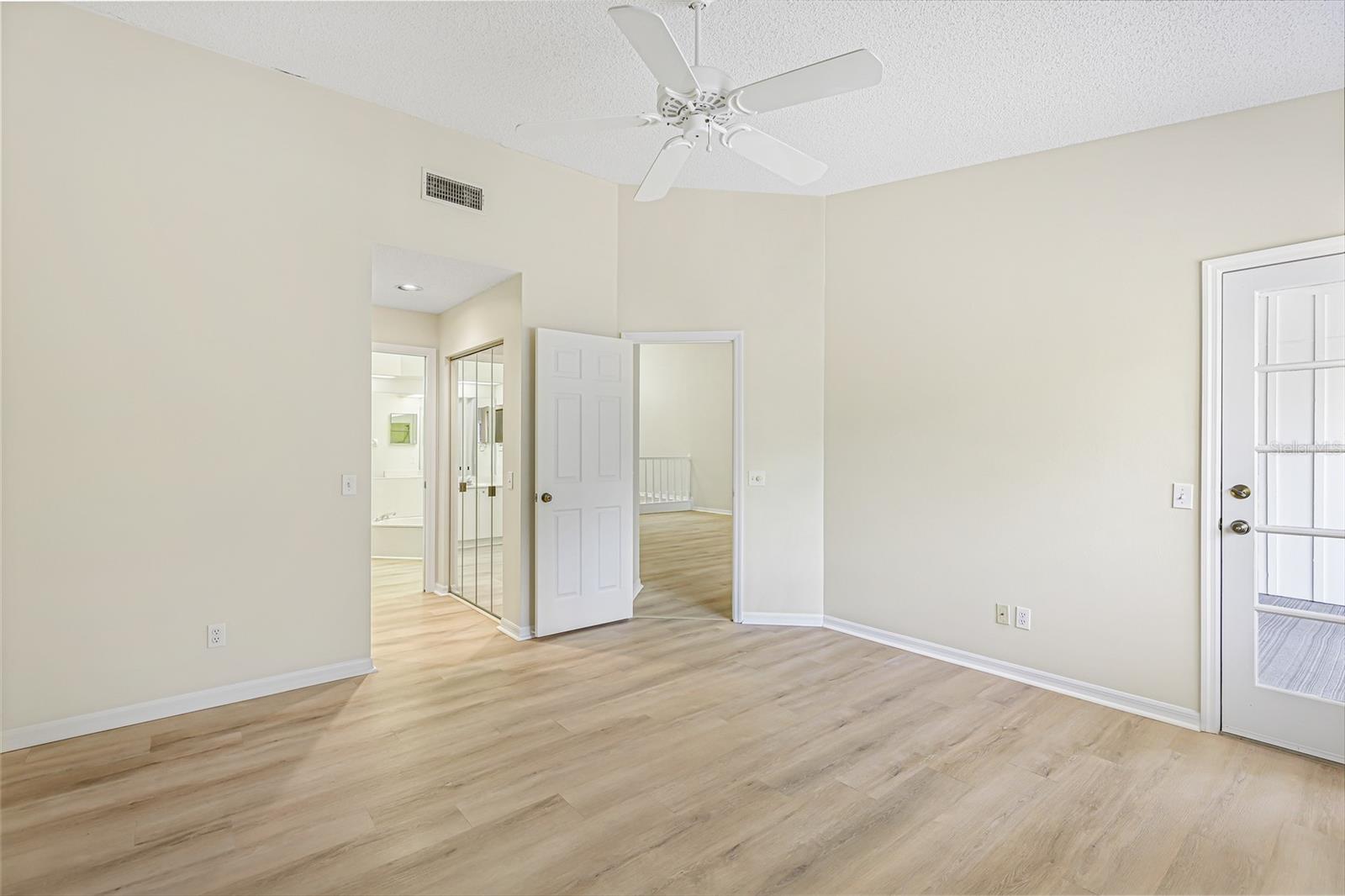 Image 18 of 44 For 7106 Saint Andrews Lane