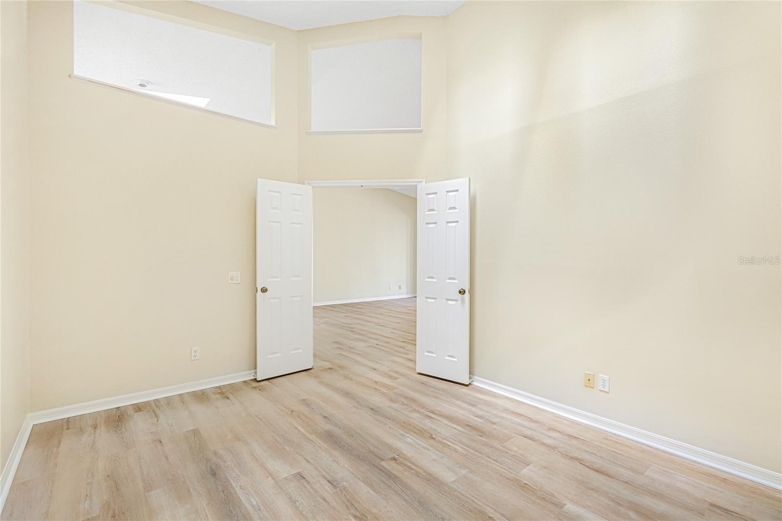 Image 22 of 44 For 7106 Saint Andrews Lane