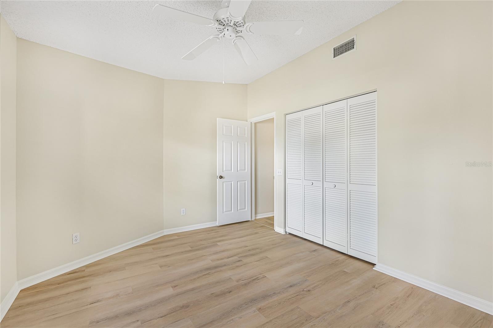 Image 25 of 44 For 7106 Saint Andrews Lane