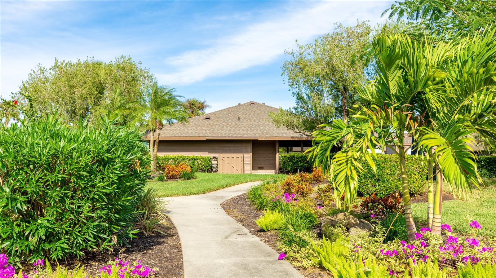 Image 35 of 44 For 7106 Saint Andrews Lane