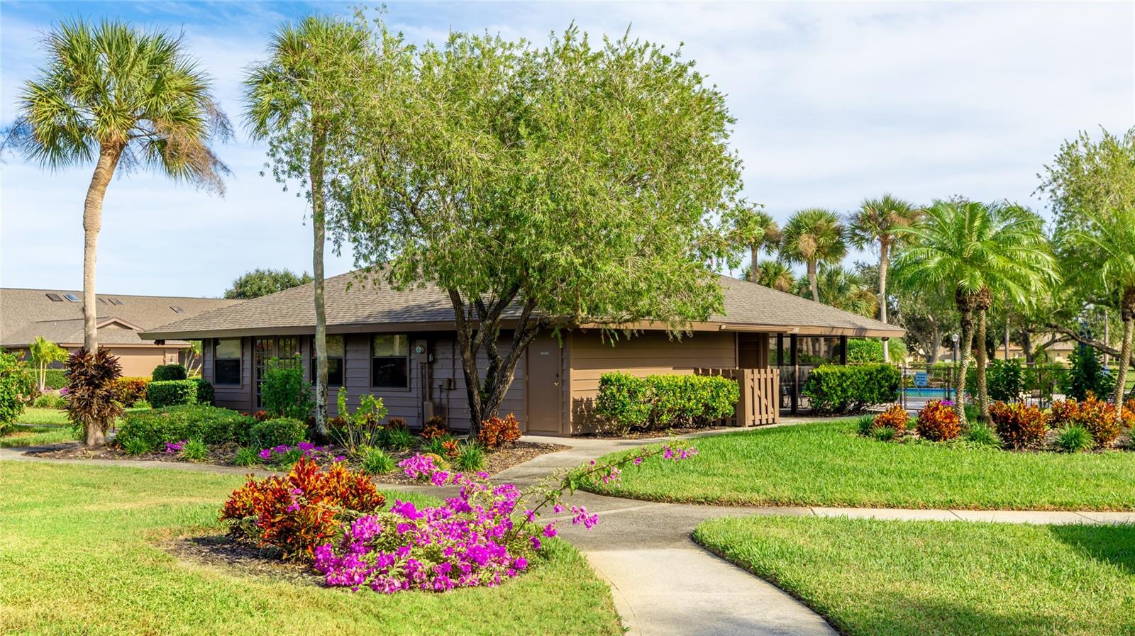 Image 39 of 44 For 7106 Saint Andrews Lane