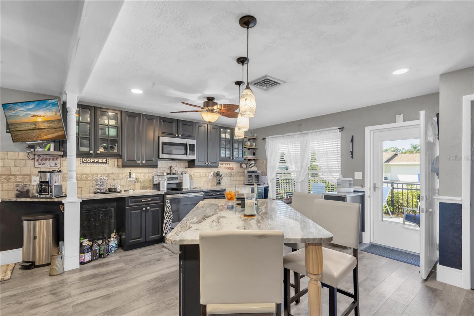 Image 12 of 39 For 2087 59th Street N