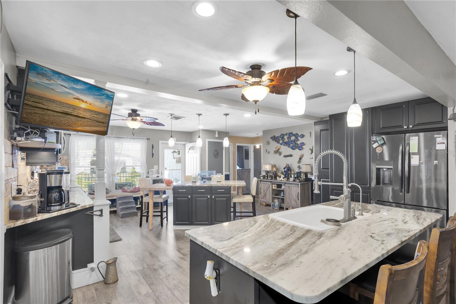 Image 13 of 39 For 2087 59th Street N