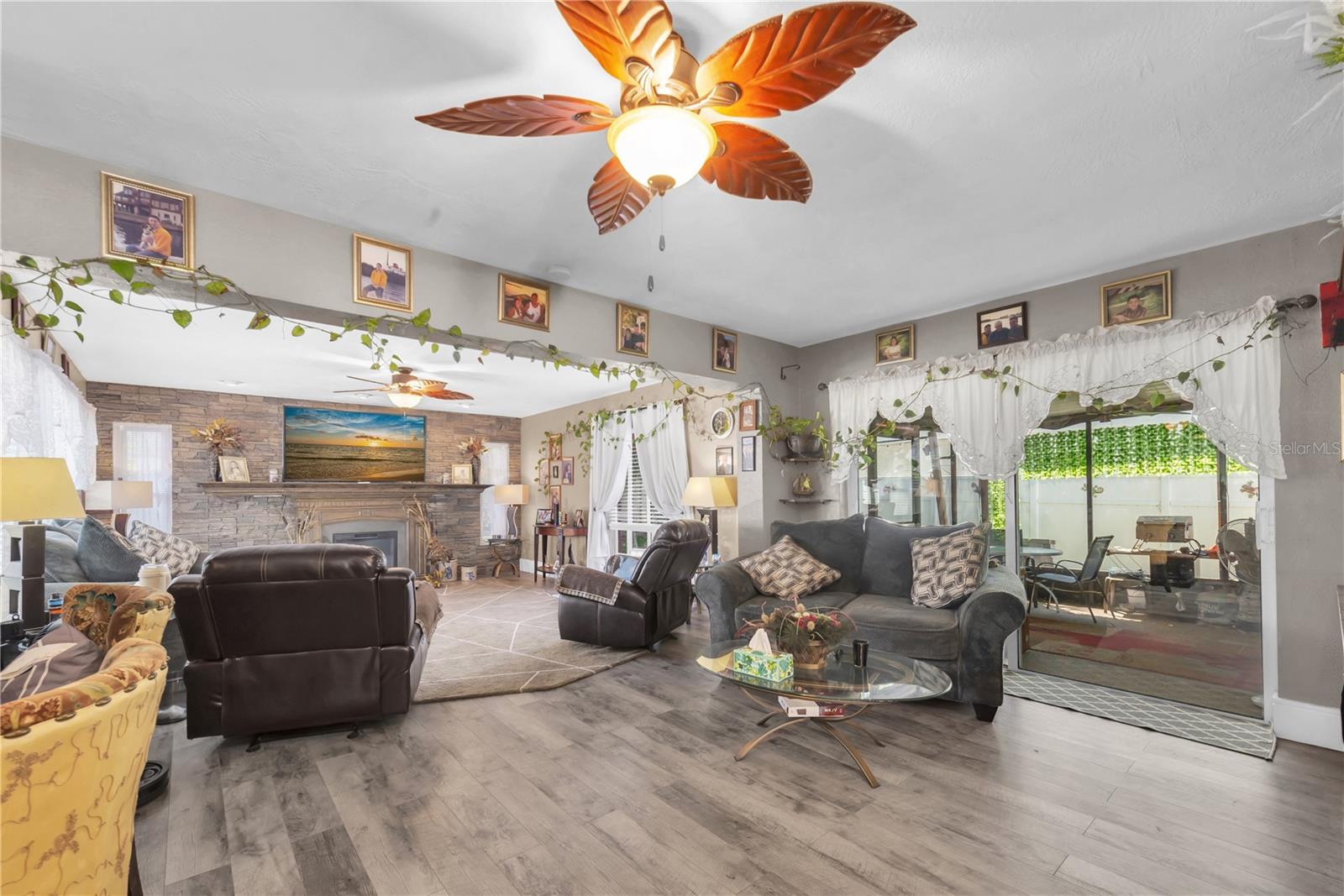 Image 8 of 39 For 2087 59th Street N