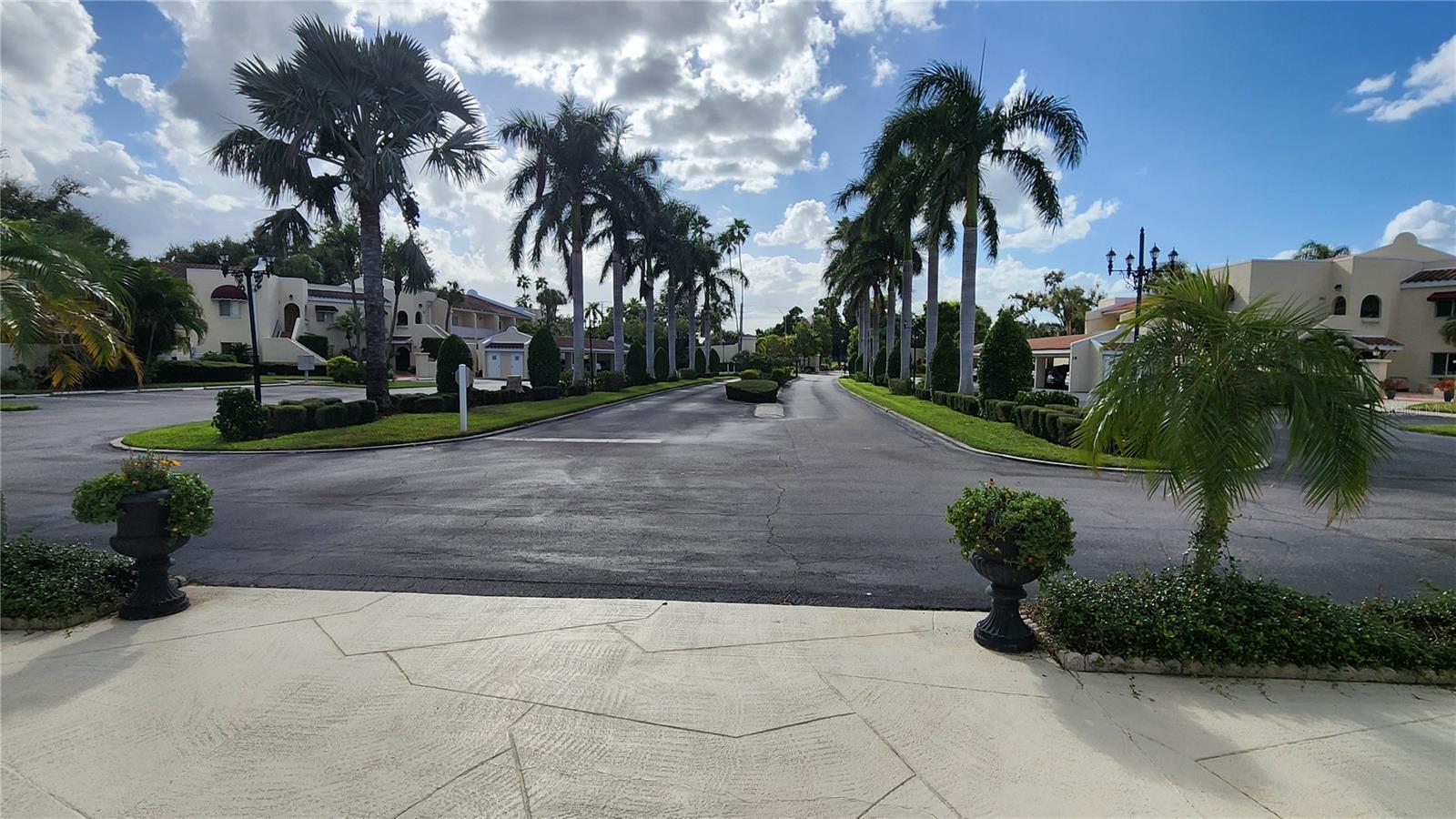 Image 39 of 57 For 6101 34th Street W 31h