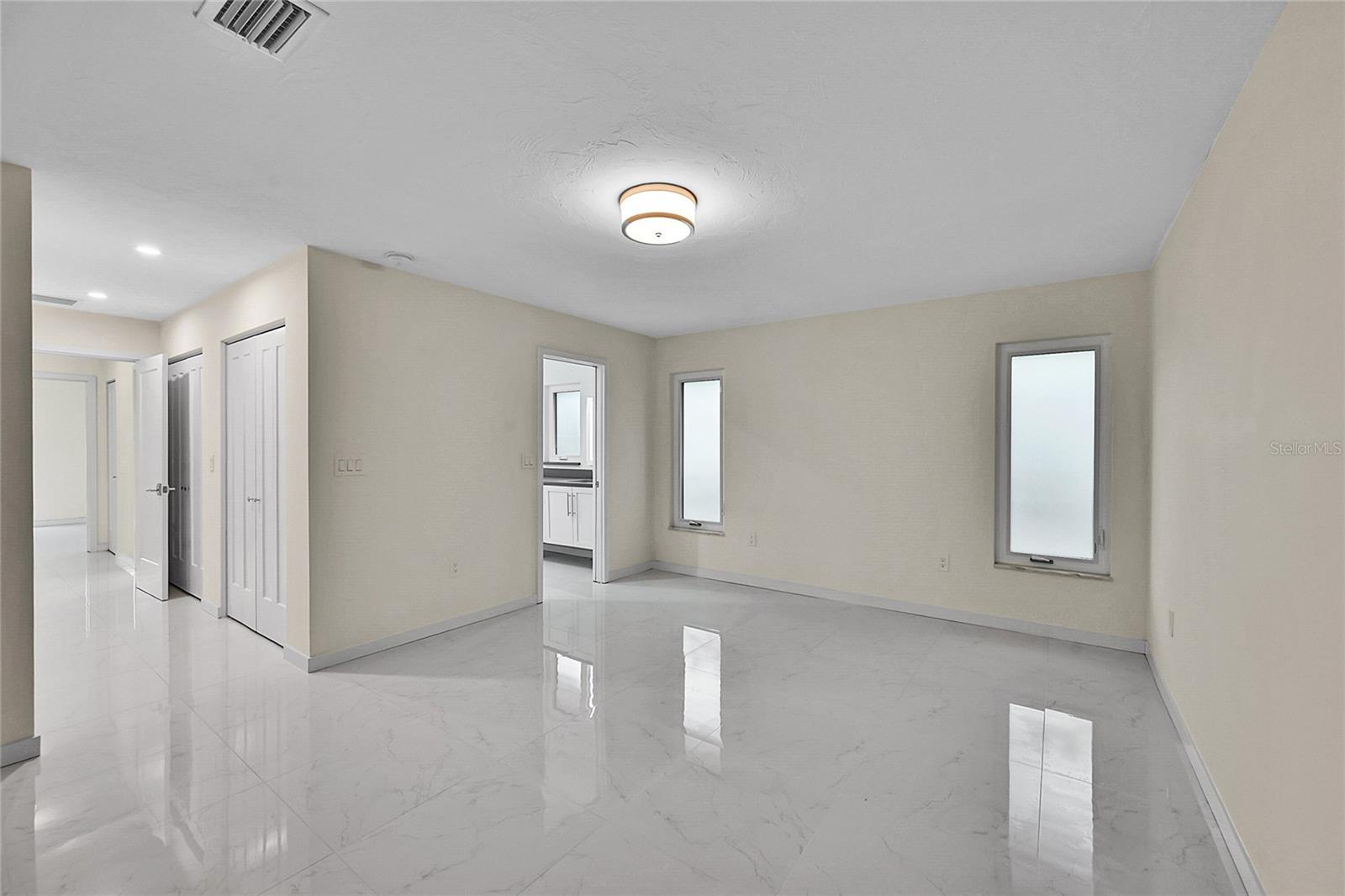 Image 38 of 60 For 3119 Pinecrest Street