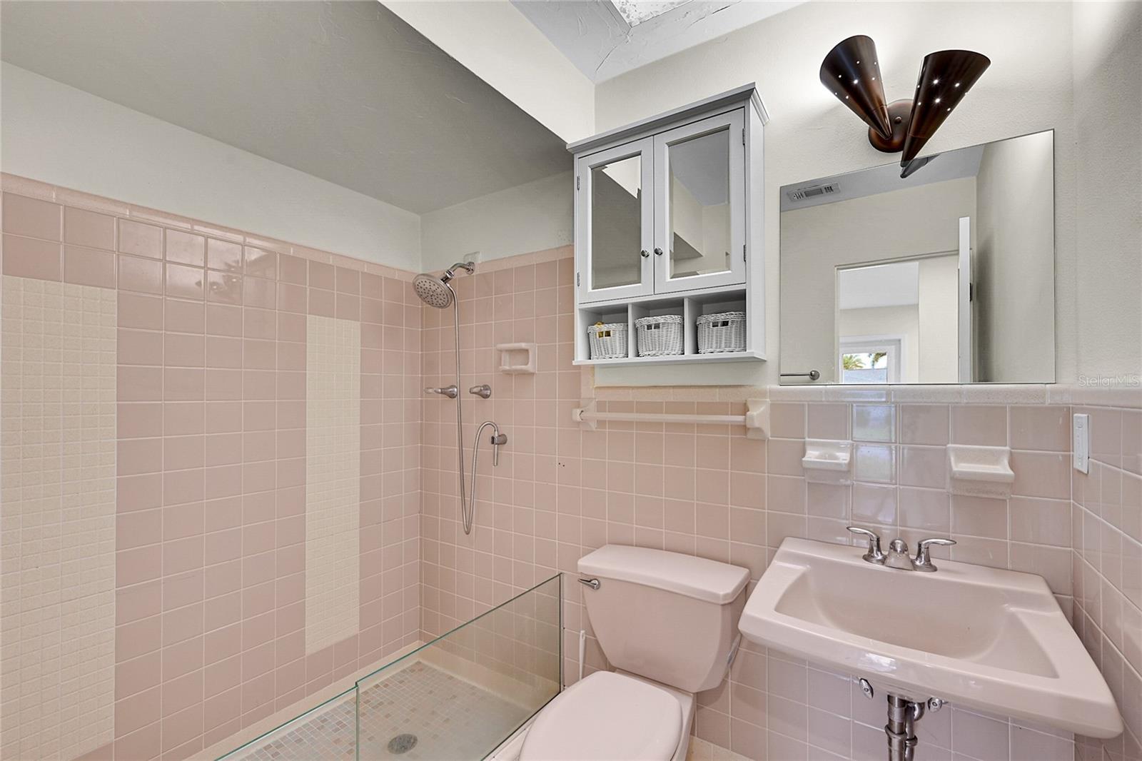 Image 45 of 60 For 3119 Pinecrest Street