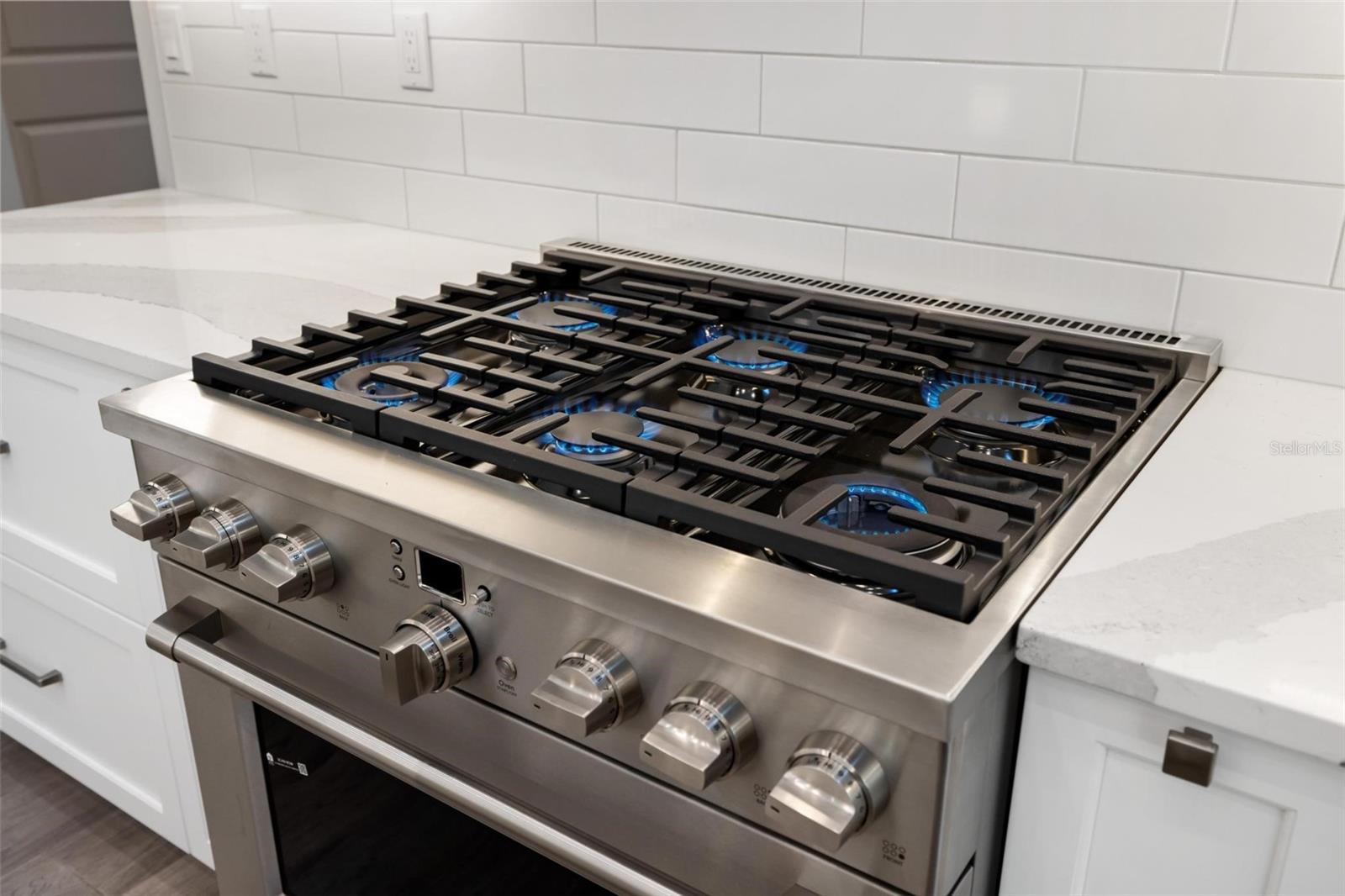 Image 11 of 54 For 3512 Camino Real