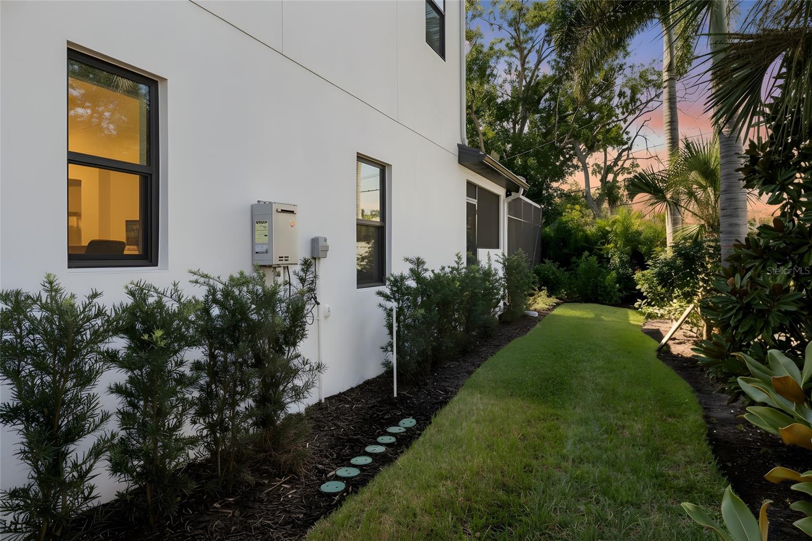 Image 42 of 54 For 3512 Camino Real