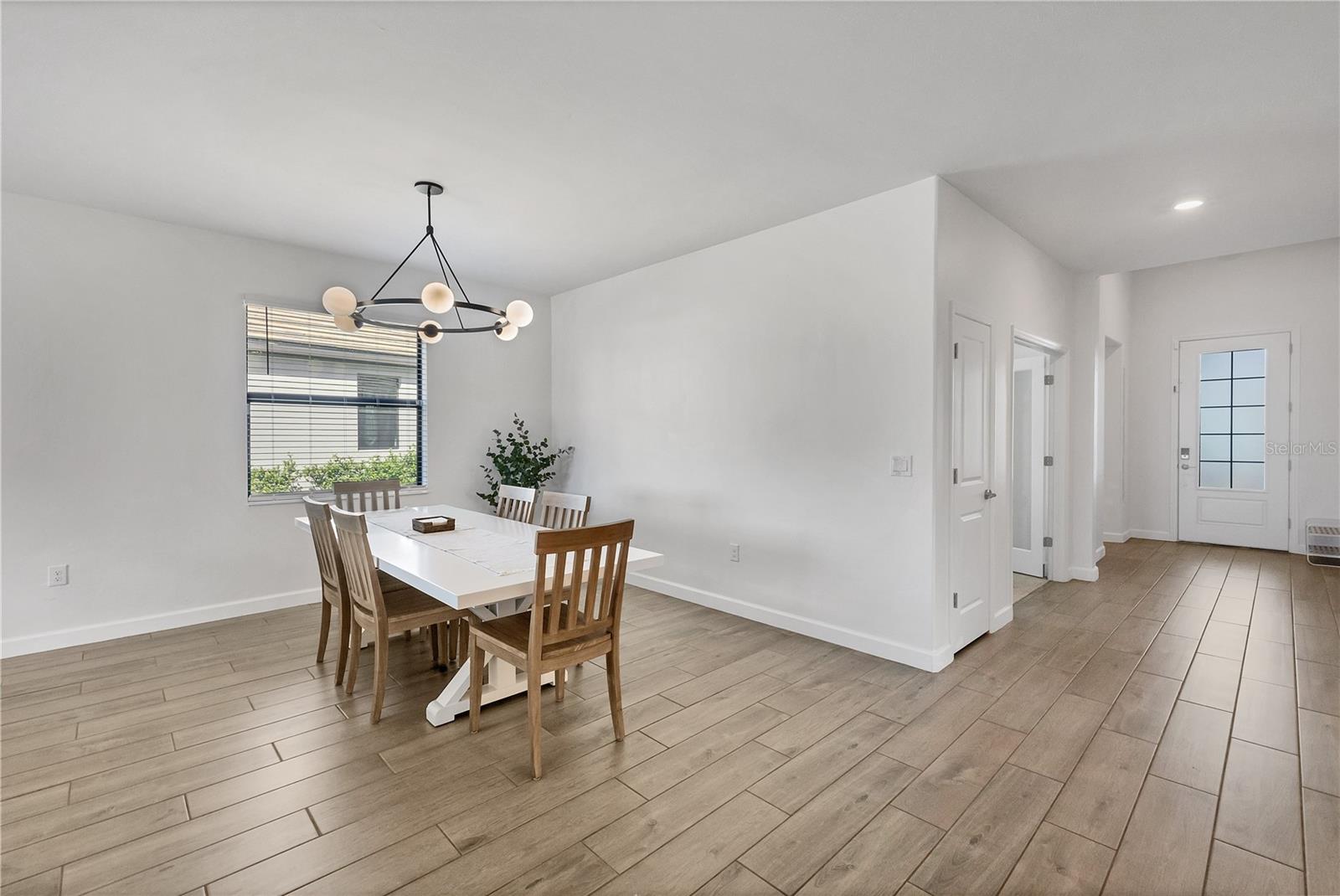 Image 10 of 65 For 15716 Barefoot Beach Drive