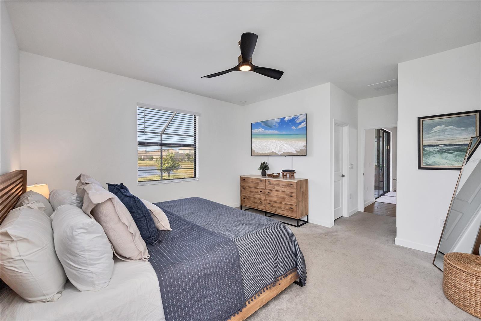 Image 12 of 65 For 15716 Barefoot Beach Drive