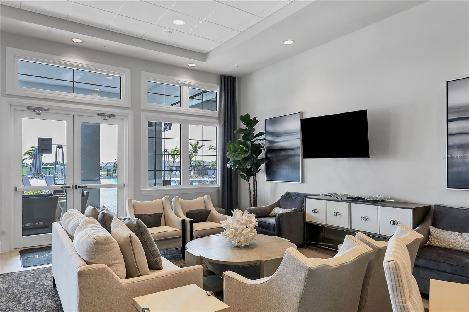 Image 38 of 65 For 15716 Barefoot Beach Drive