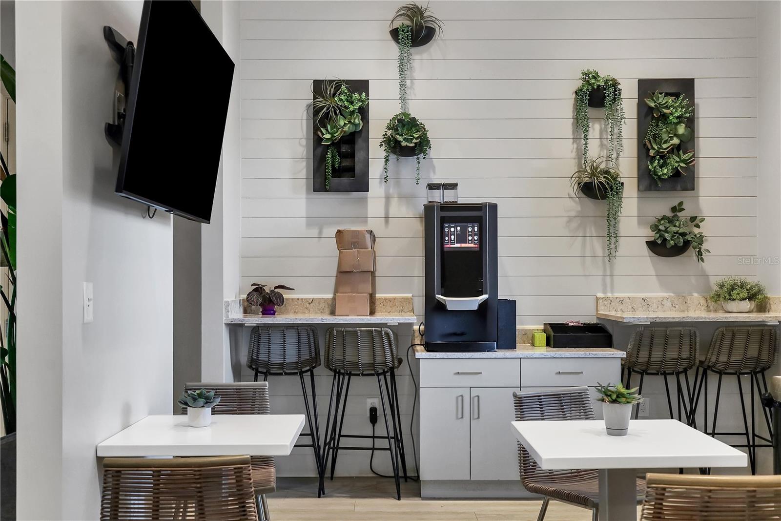 Image 39 of 65 For 15716 Barefoot Beach Drive