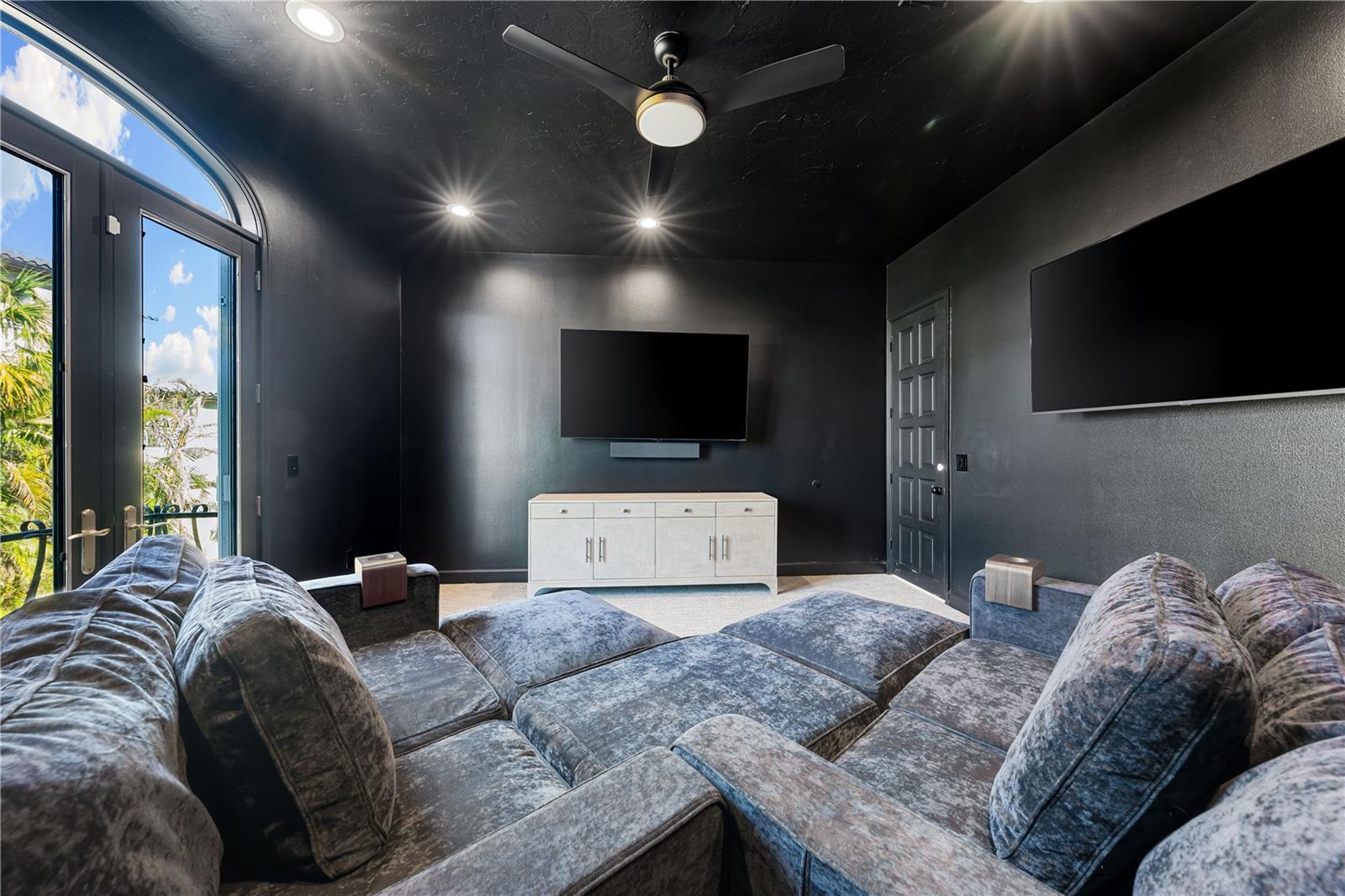 Image 28 of 65 For 1023 Tocobaga Lane