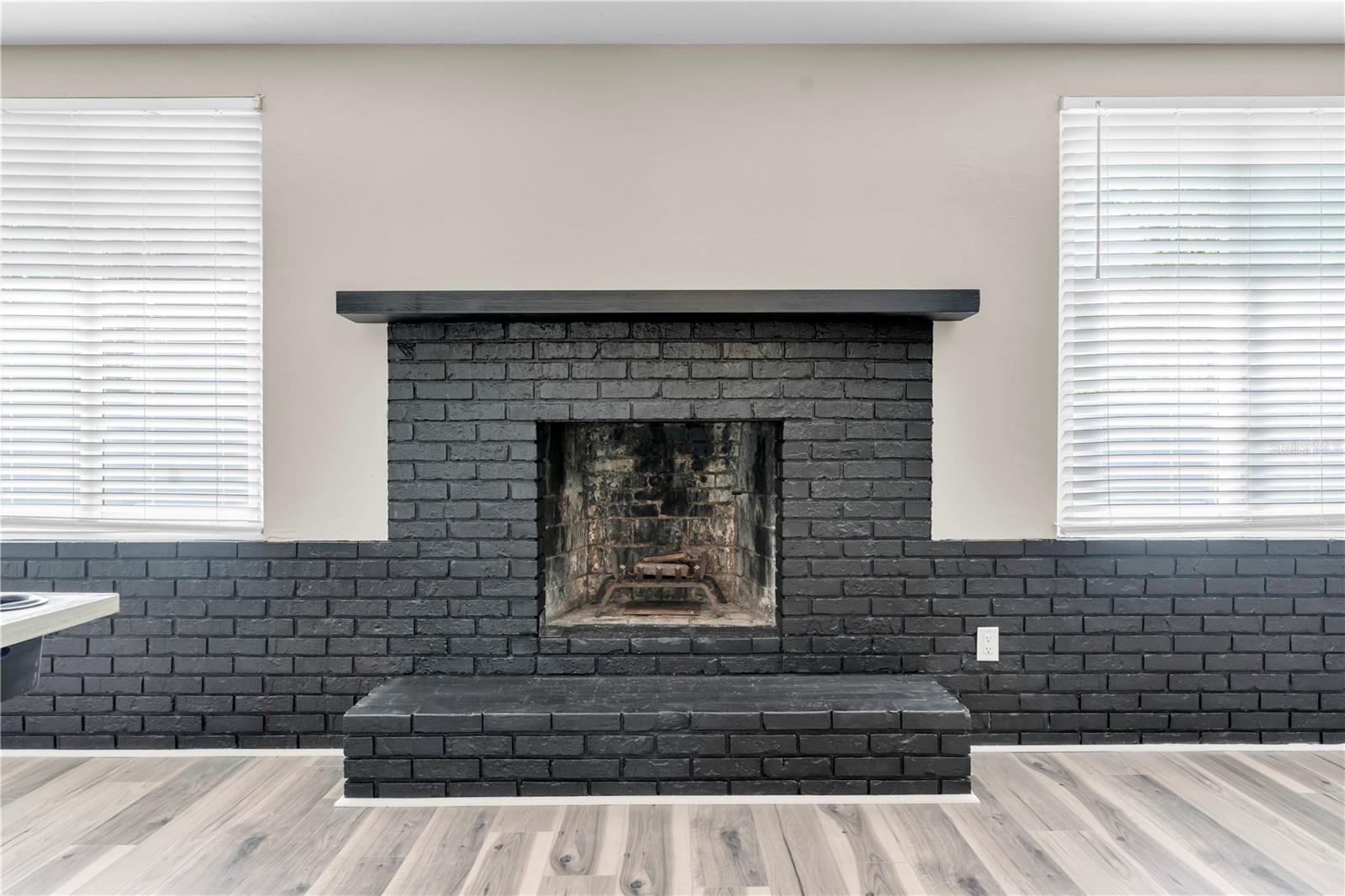 Image 15 of 47 For 4000 49th Avenue S