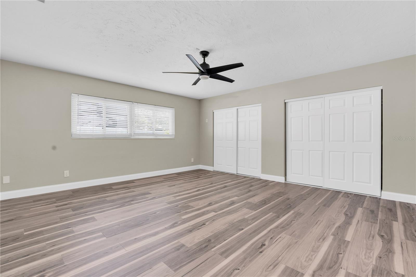 Image 22 of 47 For 4000 49th Avenue S