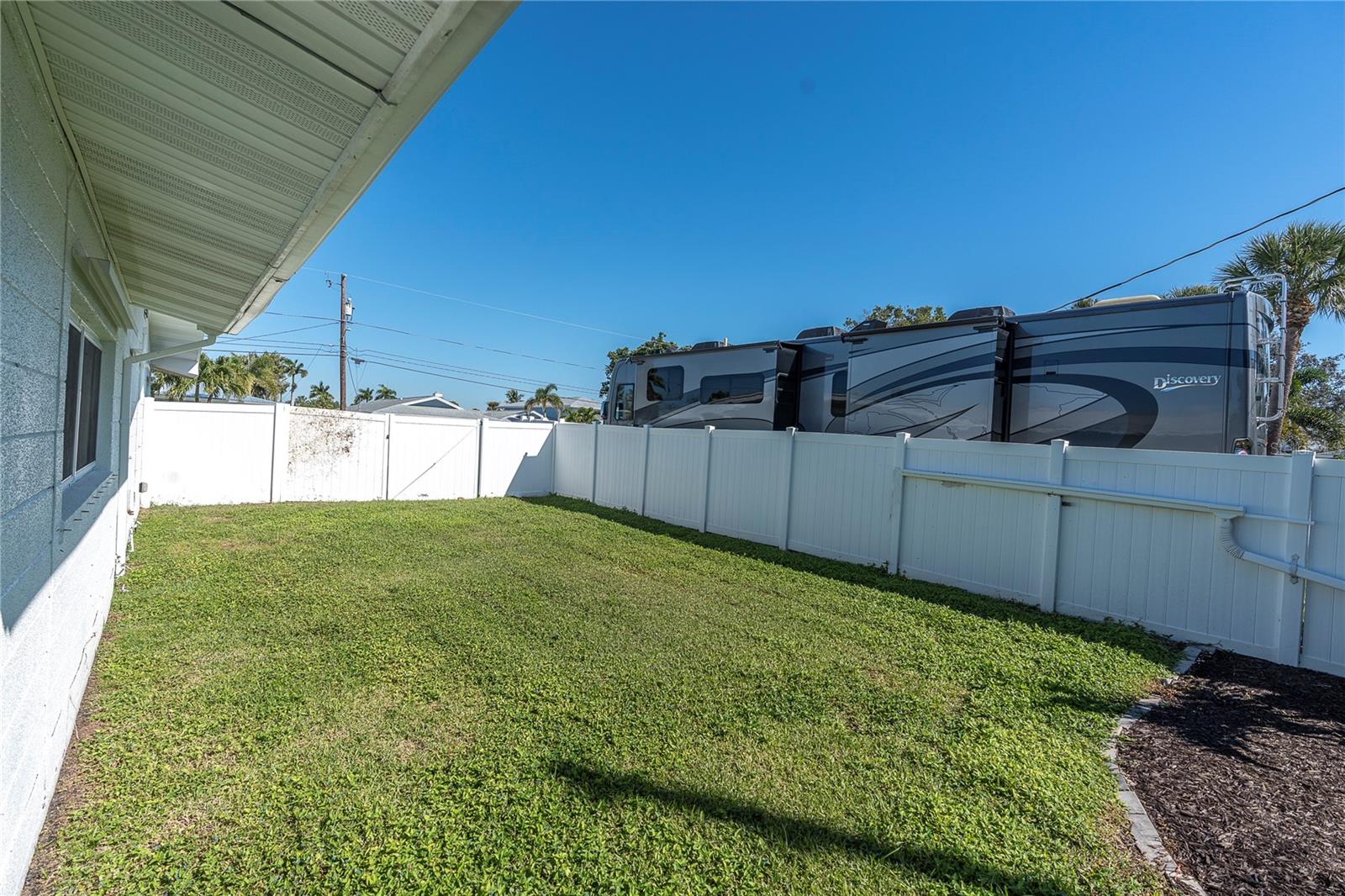 Image 35 of 47 For 4000 49th Avenue S