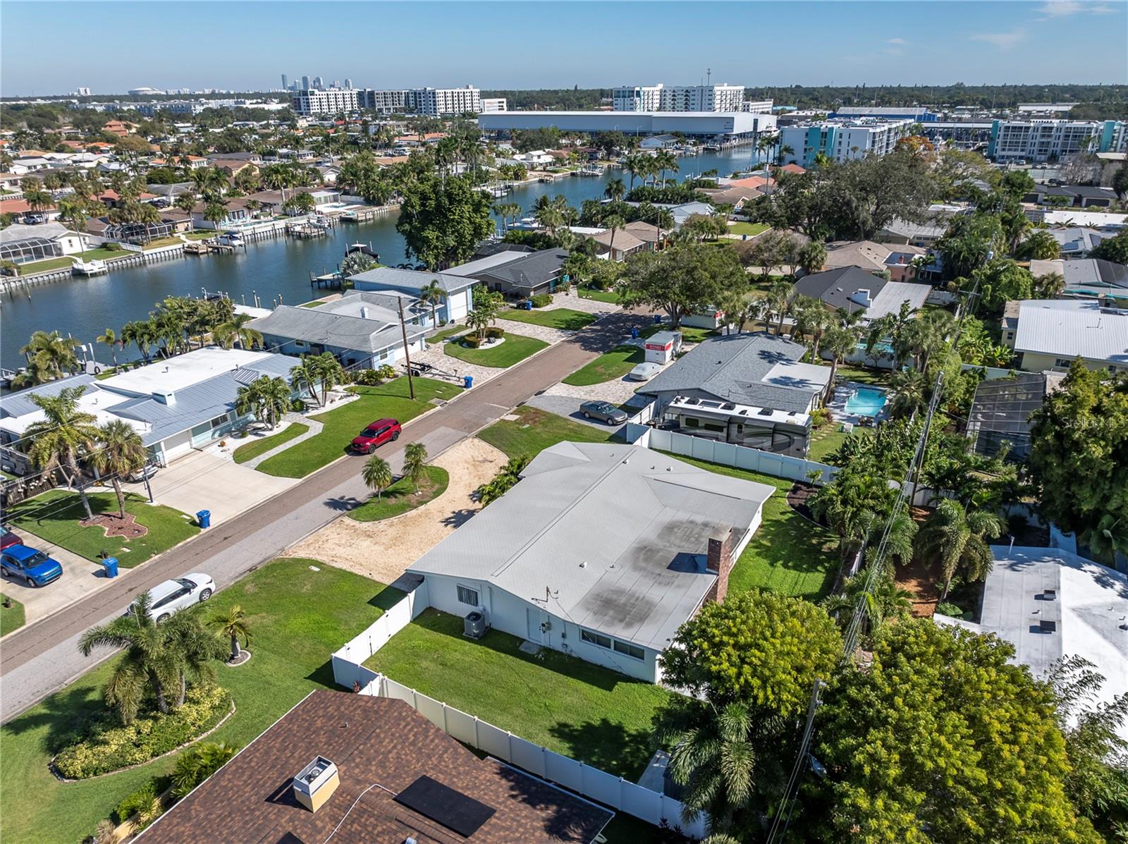 Image 39 of 47 For 4000 49th Avenue S