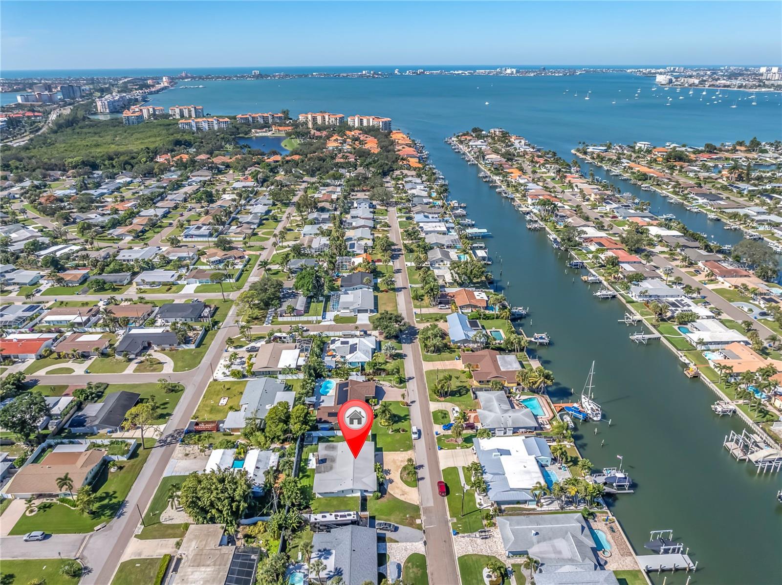 Image 43 of 47 For 4000 49th Avenue S