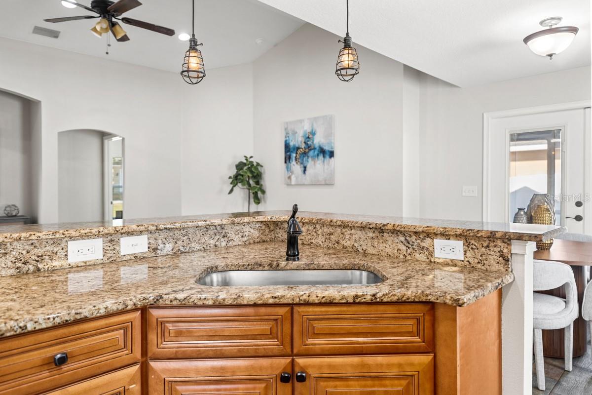 Image 30 of 50 For 1900 Saddlewood Court