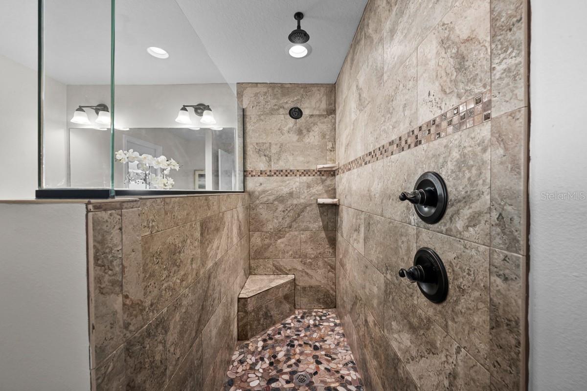 Image 45 of 50 For 1900 Saddlewood Court