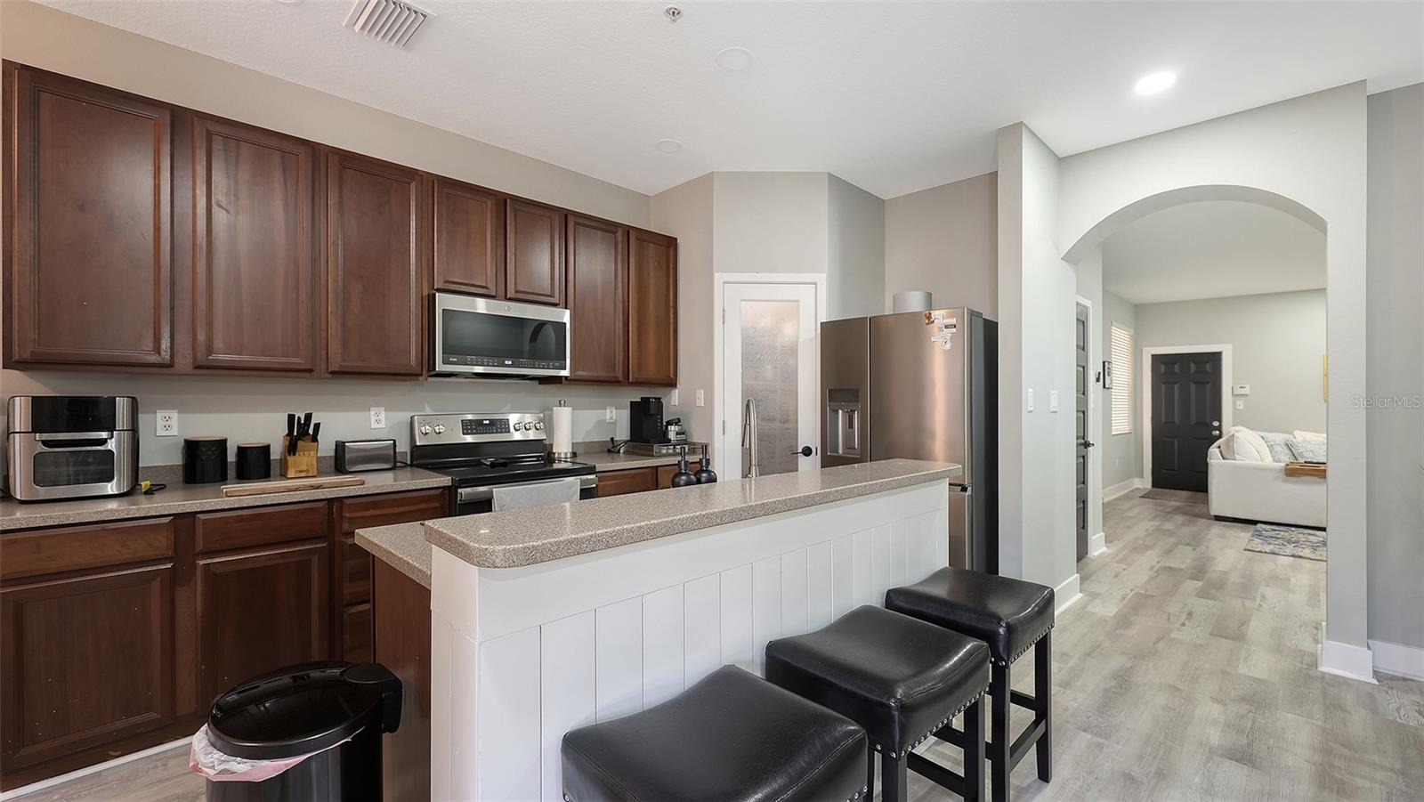 Image 11 of 38 For 3827 Parkridge Circle 1-102