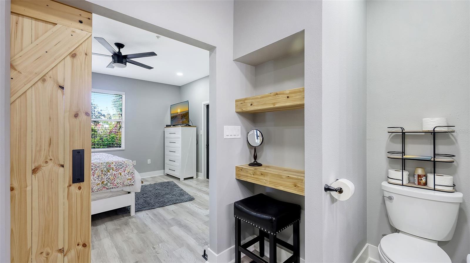 Image 21 of 38 For 3827 Parkridge Circle 1-102