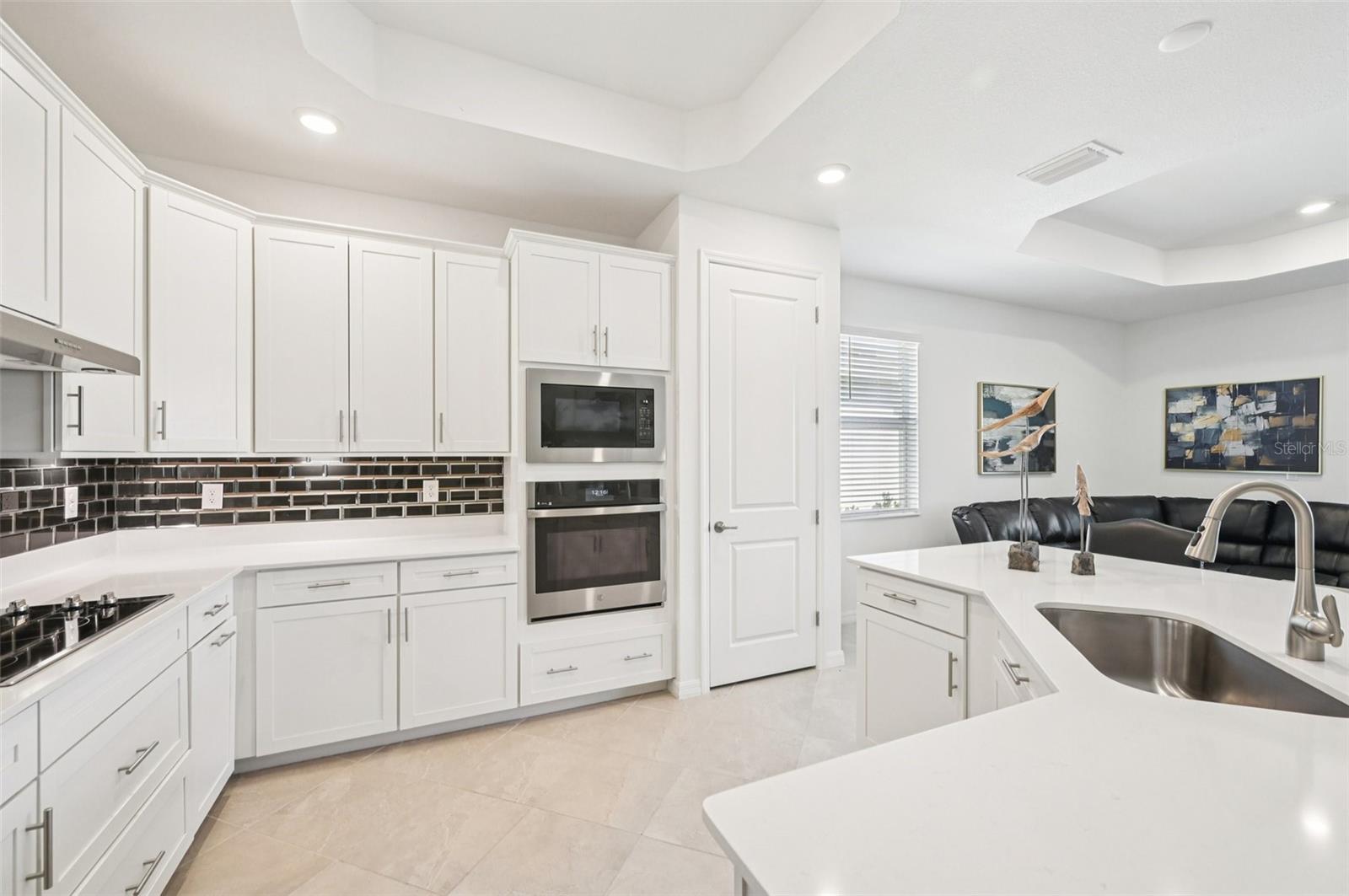 Image 12 of 78 For 17260 Jadestone Court