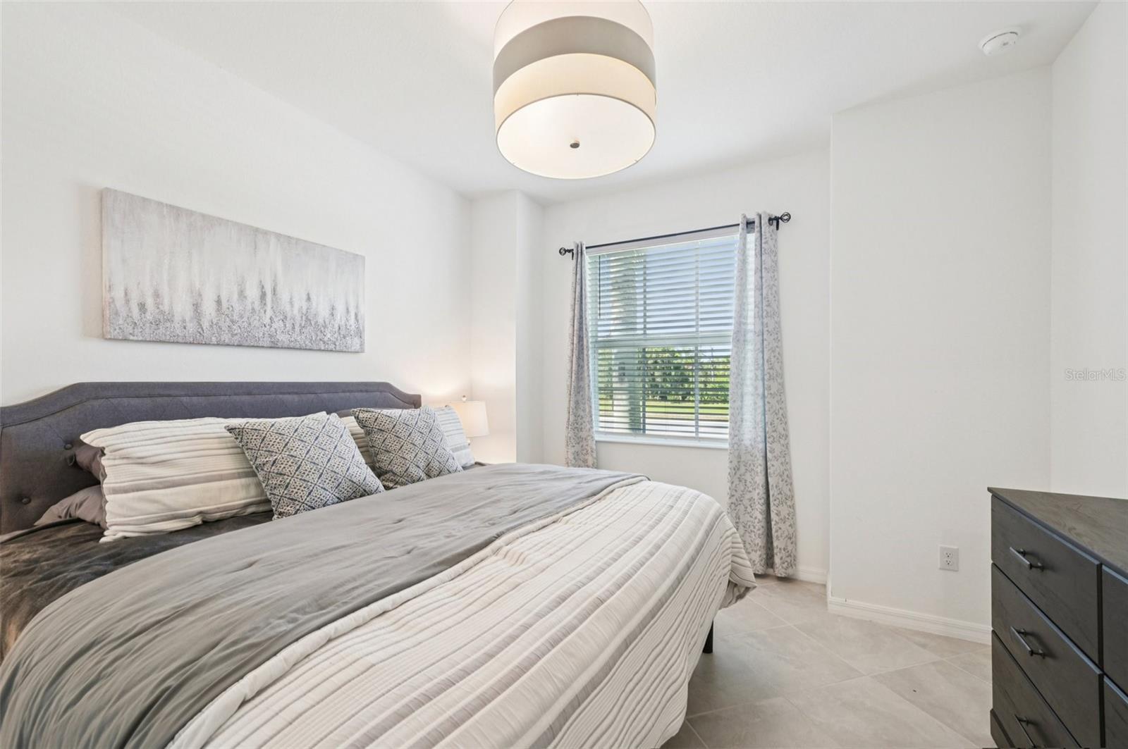 Image 27 of 78 For 17260 Jadestone Court