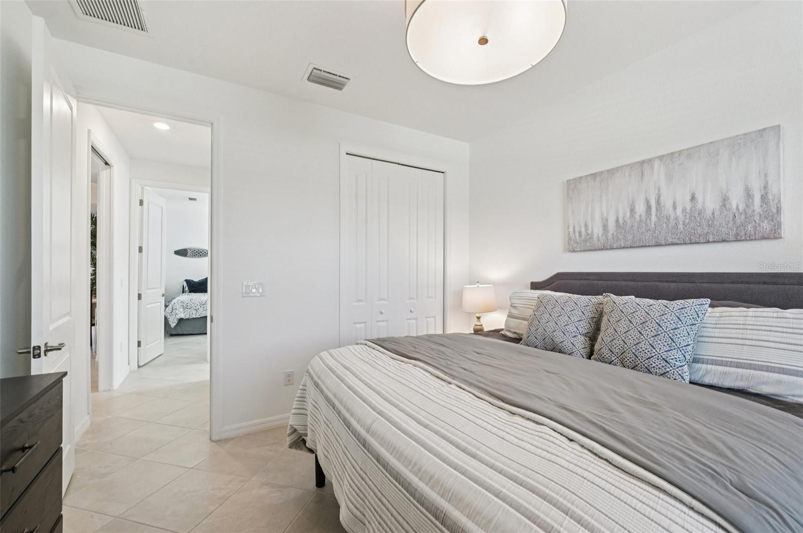 Image 28 of 78 For 17260 Jadestone Court