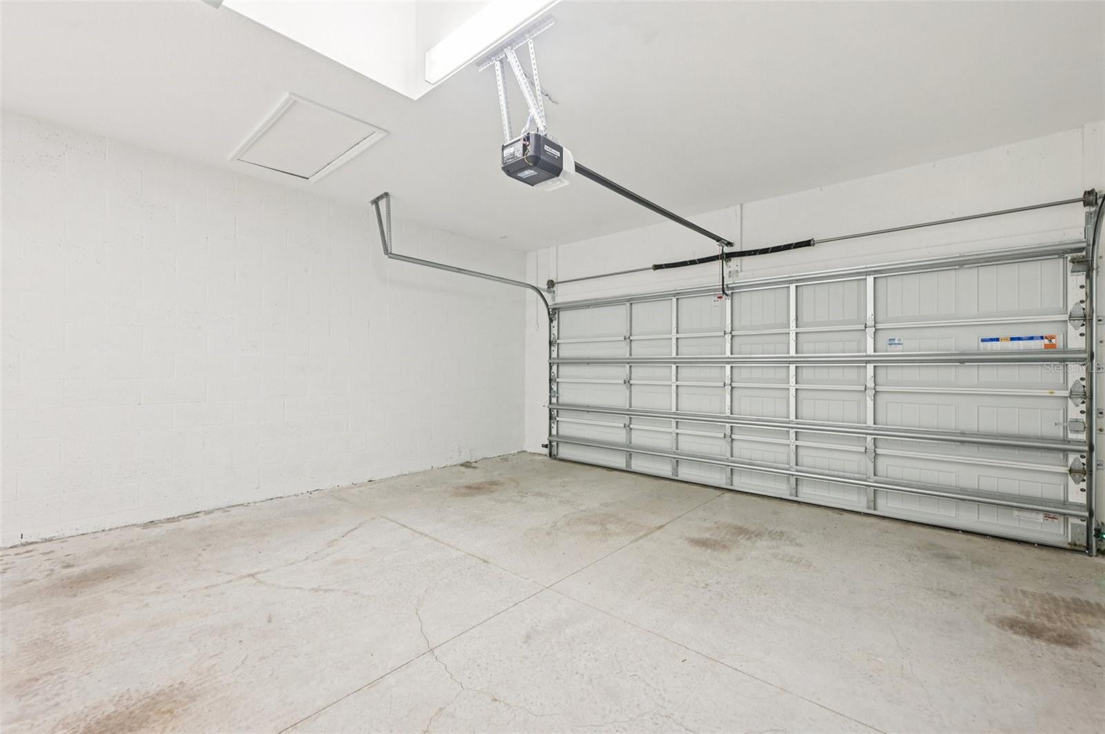 Image 35 of 78 For 17260 Jadestone Court