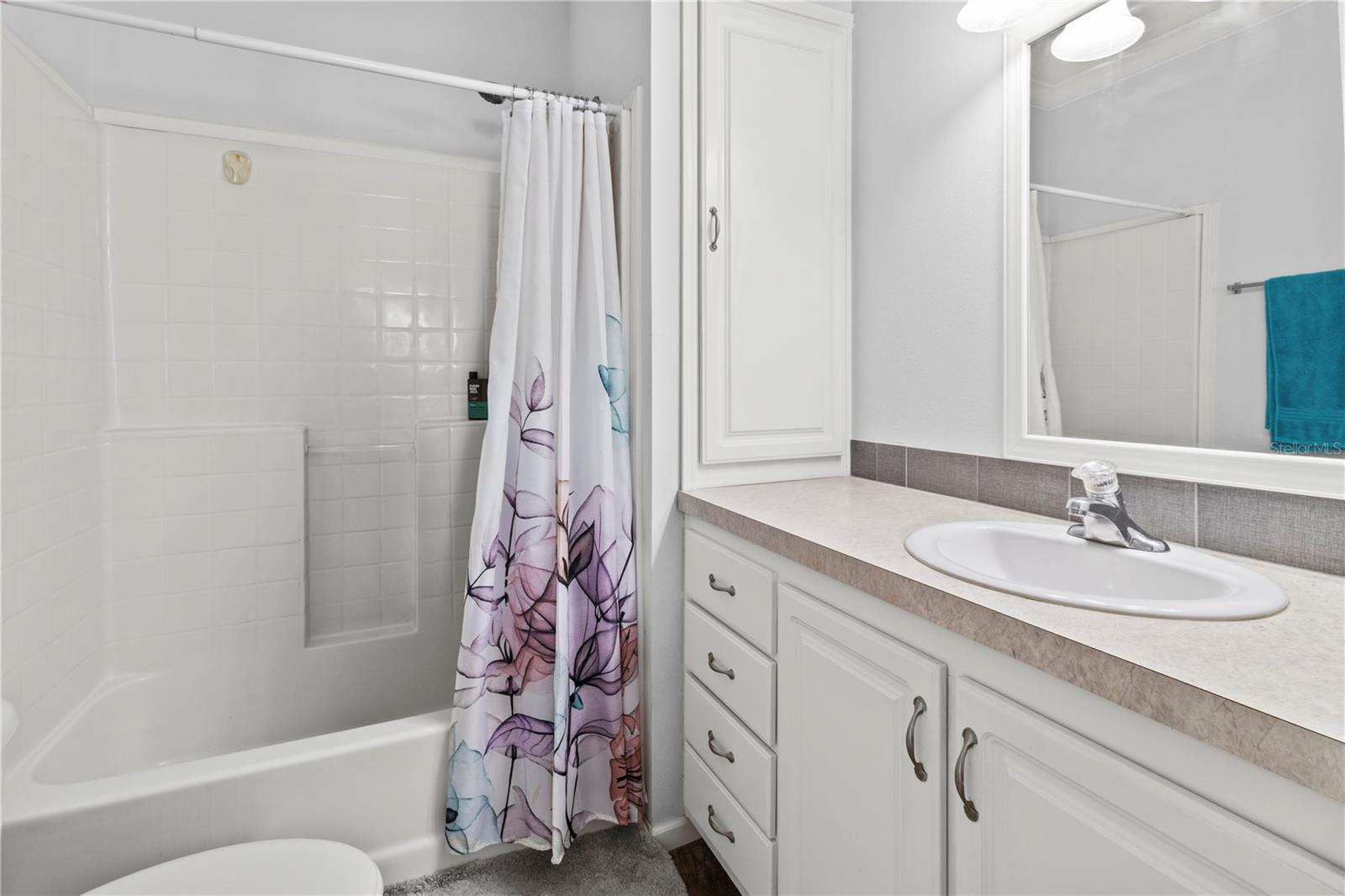 Image 24 of 52 For 1 Meadow Circle