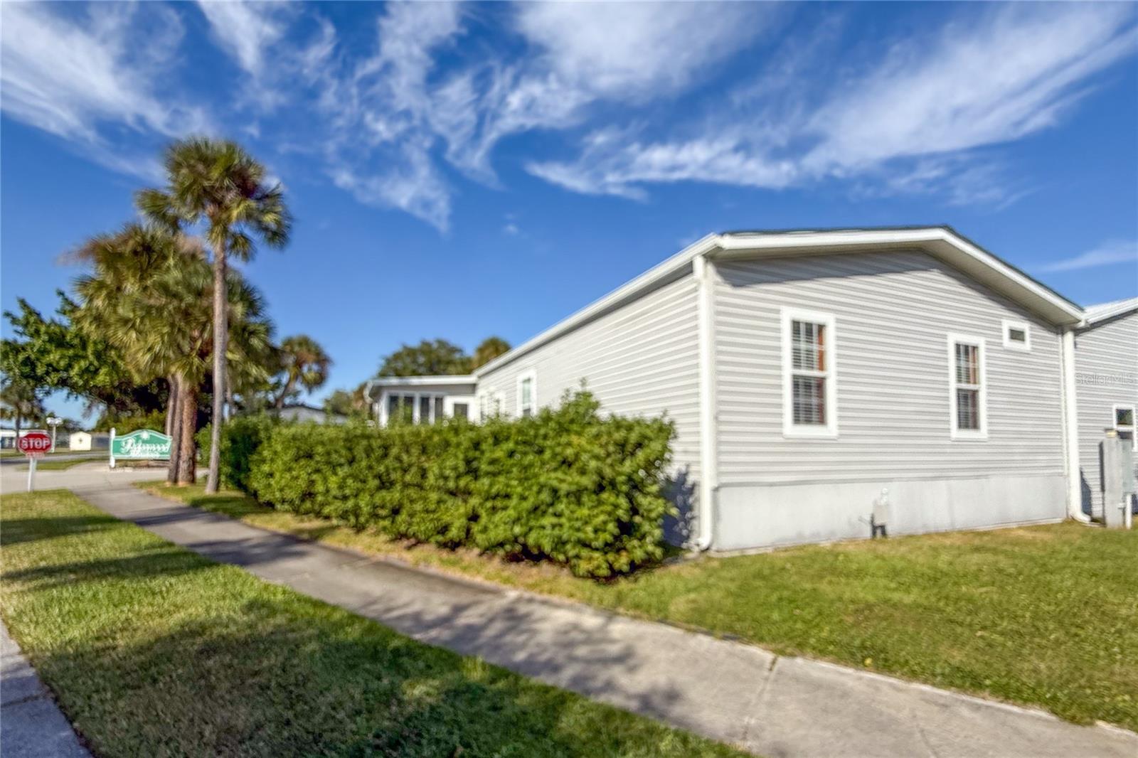 Image 33 of 52 For 1 Meadow Circle