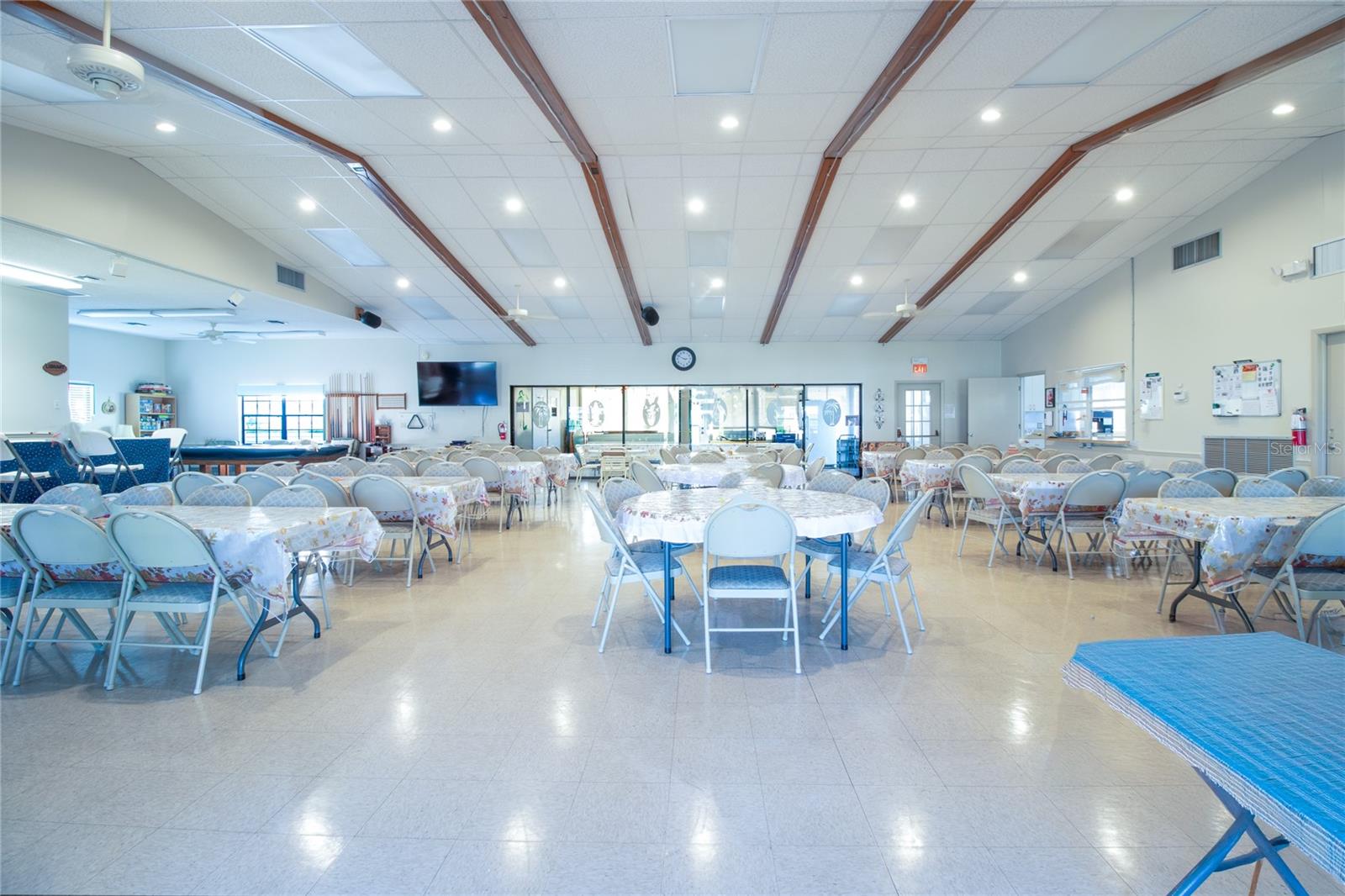 Image 38 of 52 For 1 Meadow Circle