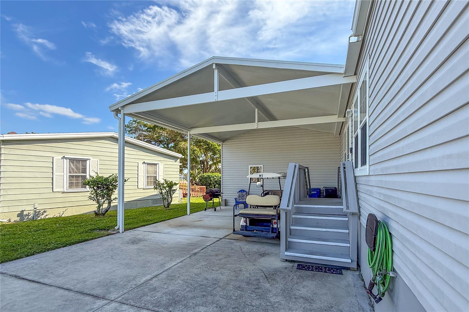 Image 4 of 52 For 1 Meadow Circle