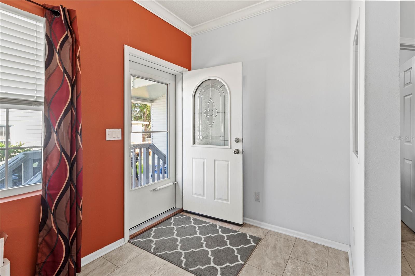 Image 5 of 52 For 1 Meadow Circle