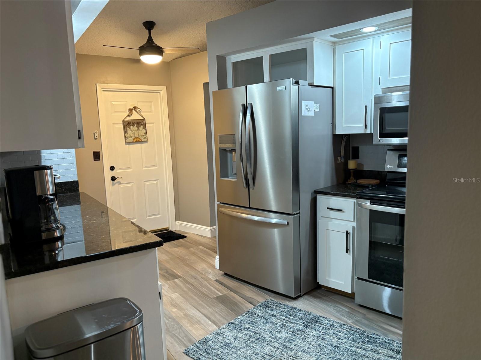 Image 8 of 20 For 802 Woodhill Court