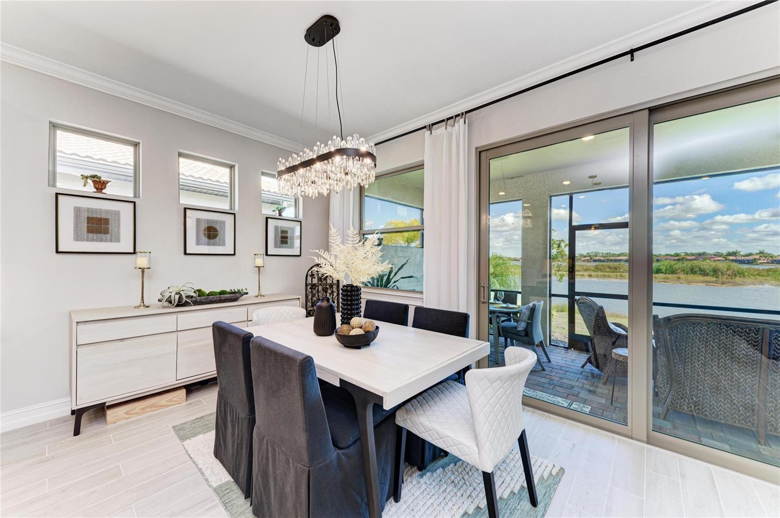 Image 18 of 94 For 576 Ravello Boulevard