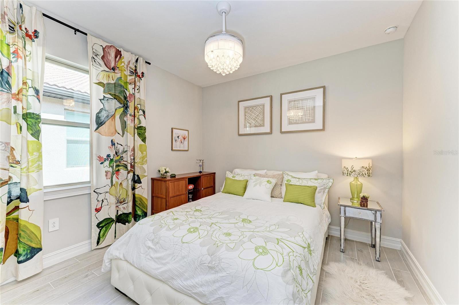 Image 51 of 94 For 576 Ravello Boulevard