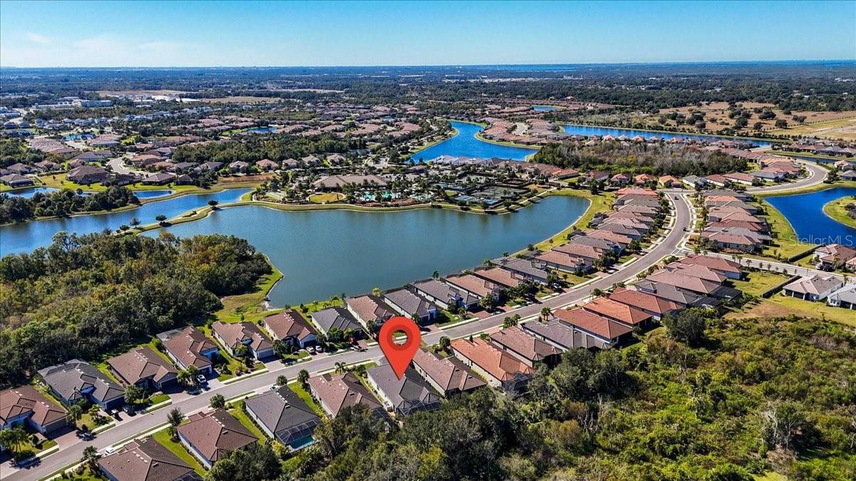 Image 52 of 77 For 5334 Morey Farms Loop