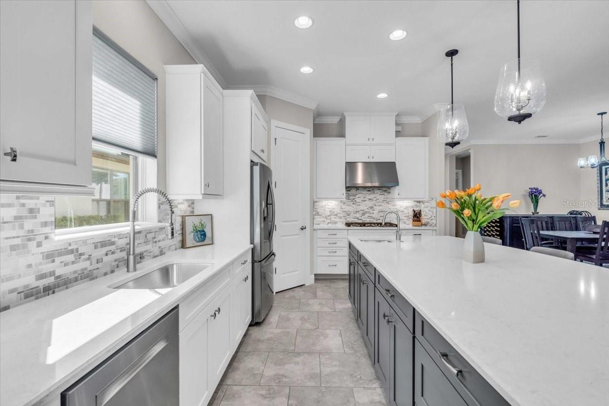 Image 9 of 77 For 5334 Morey Farms Loop