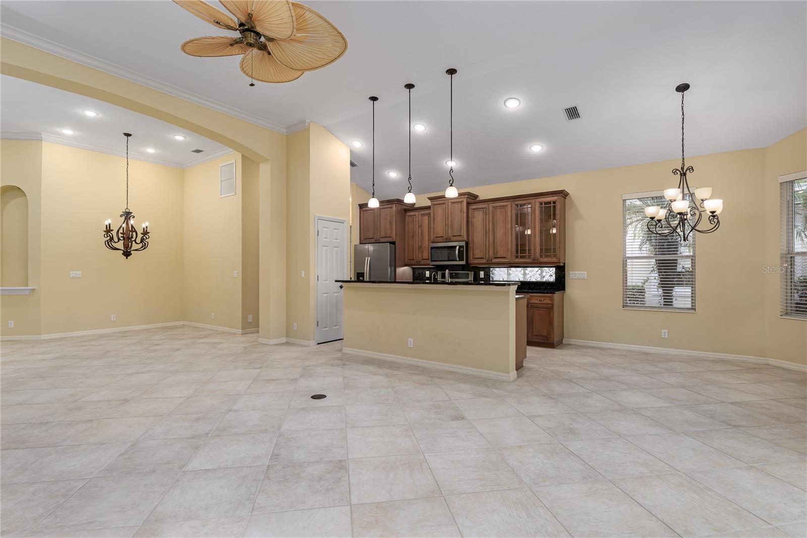 Image 11 of 36 For 7431 Edenmore Street