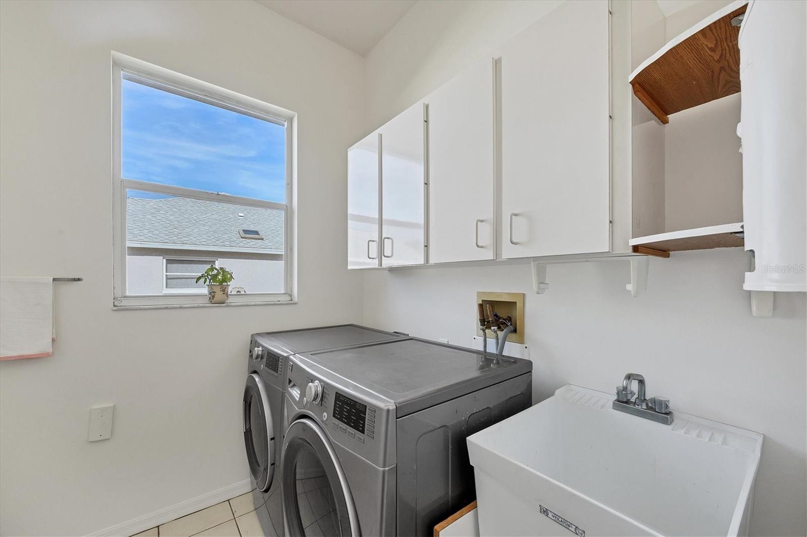 Image 24 of 44 For 306 Bayside Parkway