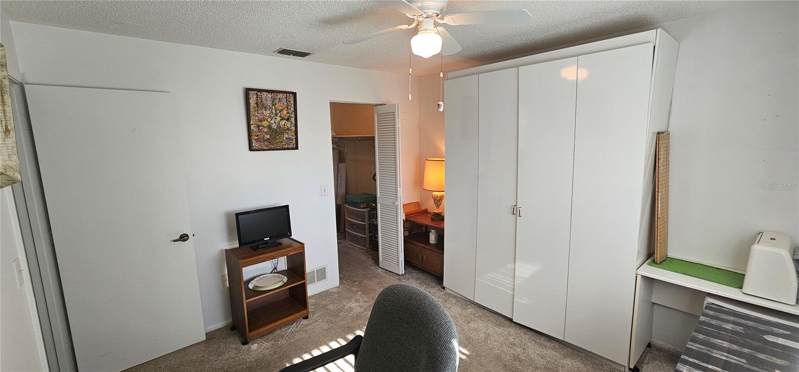 Image 10 of 38 For 64 Circlewood Drive A2-3