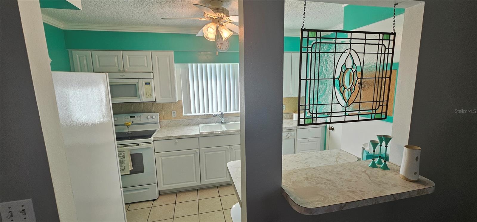 Image 16 of 38 For 64 Circlewood Drive A2-3